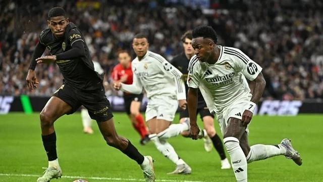 国足1-2惨遭逆转！提前出局！颜面尽失！