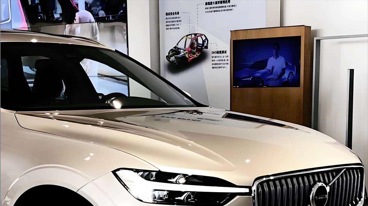 沃尔沃XC60竟然也大跌价了！新车力度如此大，要啥宝马X3？