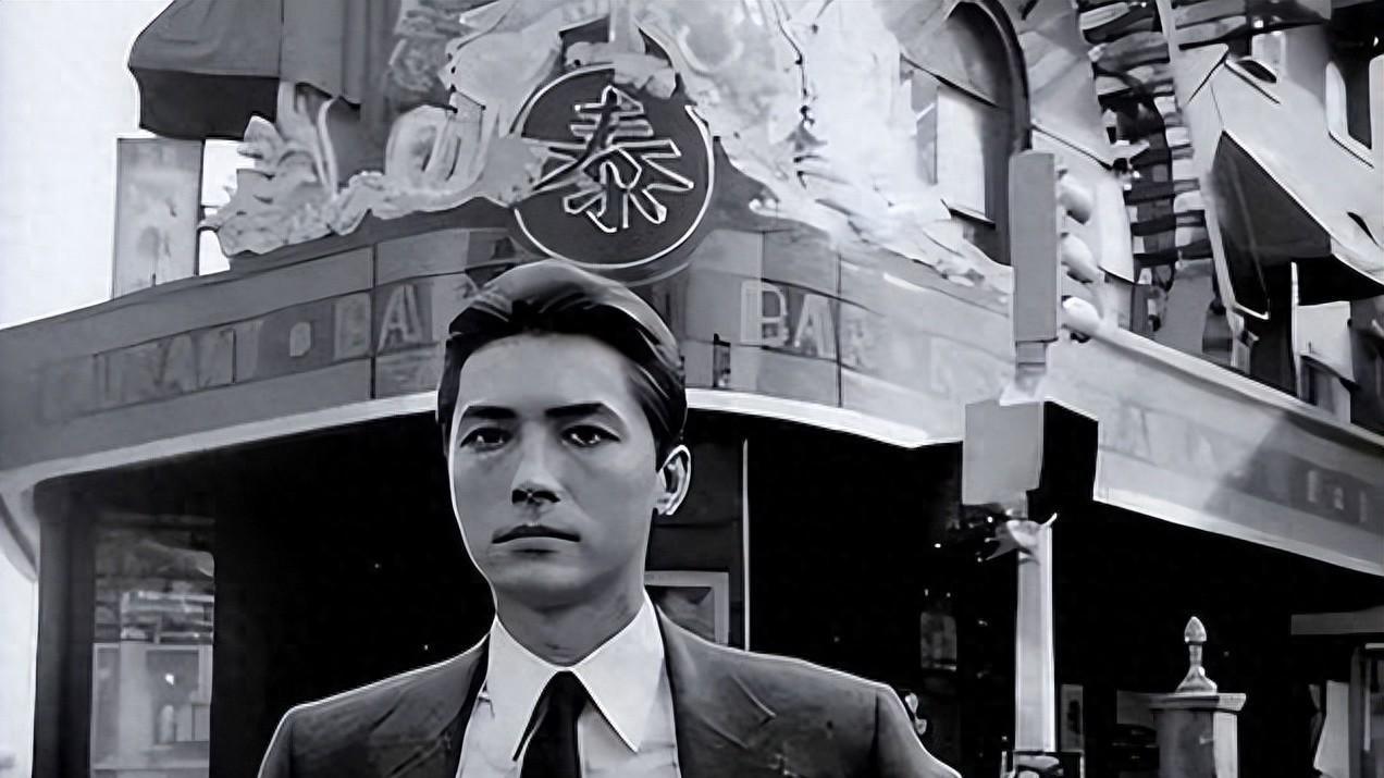 被称亚洲第一美男，林青霞为看他一夜不睡，73 岁无妻无子与狗相伴