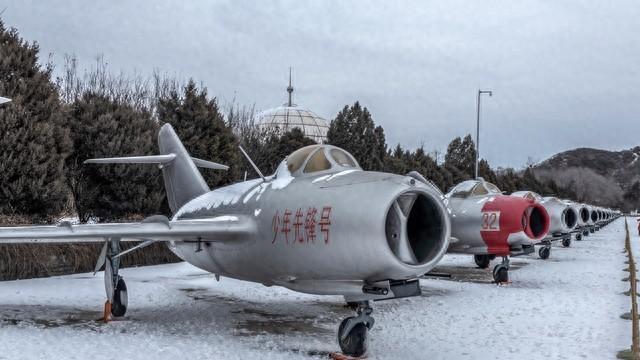 日本教练机也打“中国牌”了？抱歉，中国教-10早飞上天十年了