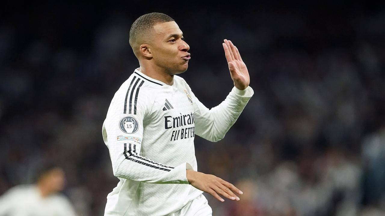 巴萨进前三！FIFA最新俱乐部排行榜，利物浦第五，曼城仅第八