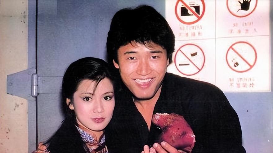 《生锈桥王》的幕后花絮，当年的苗翁绯闻是因为这些照片吗