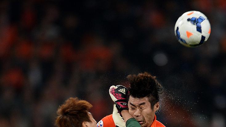 泰山下赛季年轻人的名额只能在中后场，新人再锋线没任何的机会