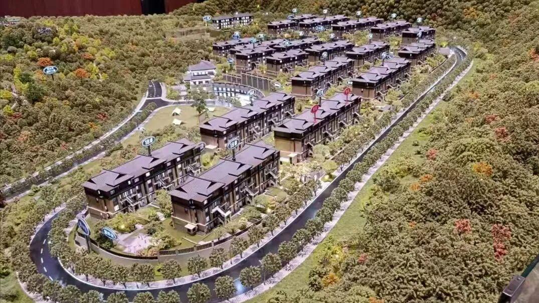 王海波止血电建地产，离奇甩卖北京叠墅