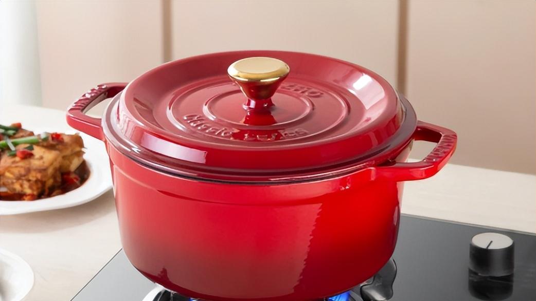 再有钱，也不要给厨房添这“6种锅”，难用不说，还有安全隐患！