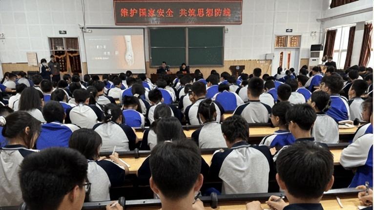 弘嘉律所：国家安全 你我同行 ----双口戒毒所开展国家安全主题教育宣传纪实