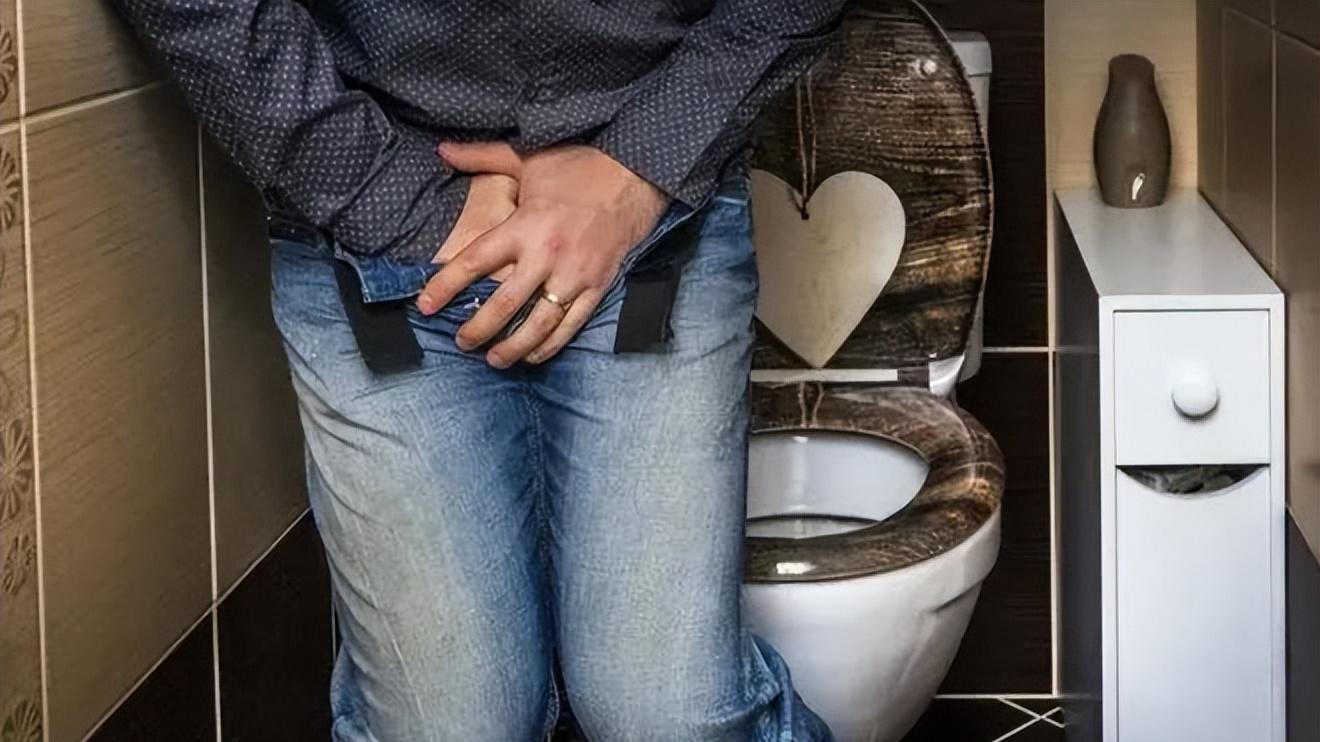 每个男性都可能要经历“前列腺变大”，这几个习惯更是幕后推手