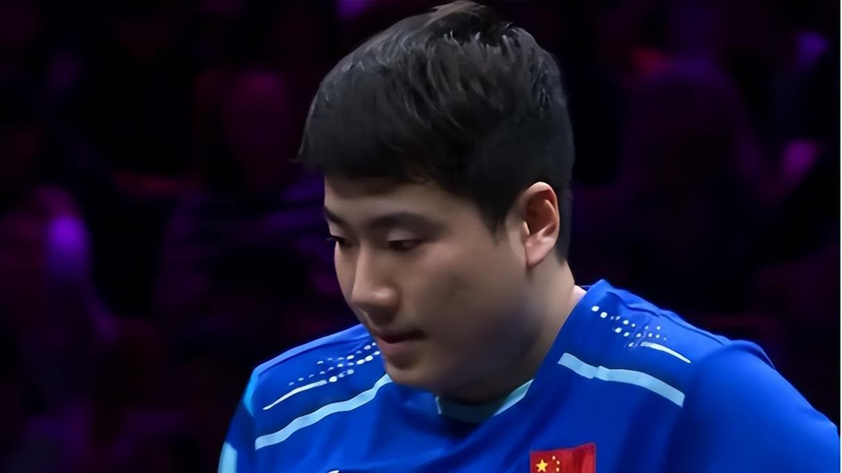 林诗栋4-1逆转梁靖崑！梁靖崑带伤坚持