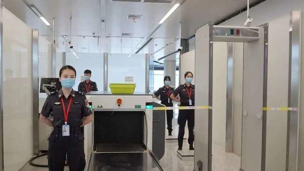 外籍旅客打火机安检双漏网，真平等还是特权？机场管理危机出现