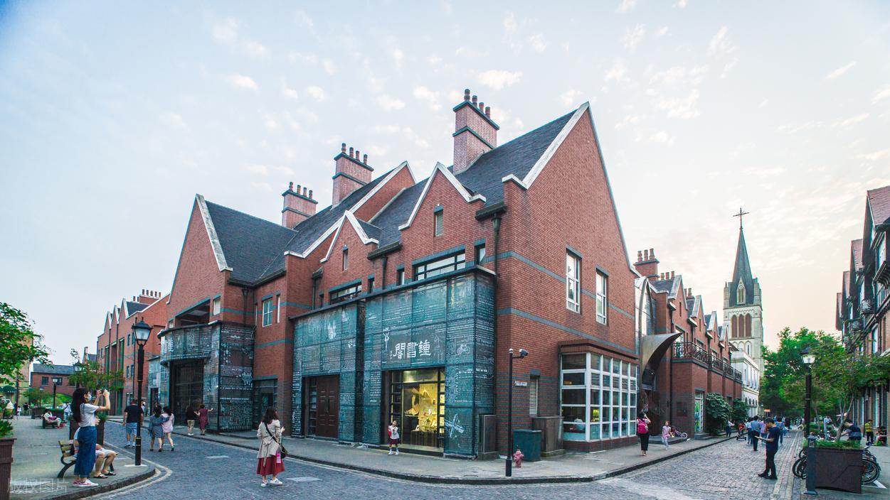 英国留学如何选择院校？需要考虑哪些因素？