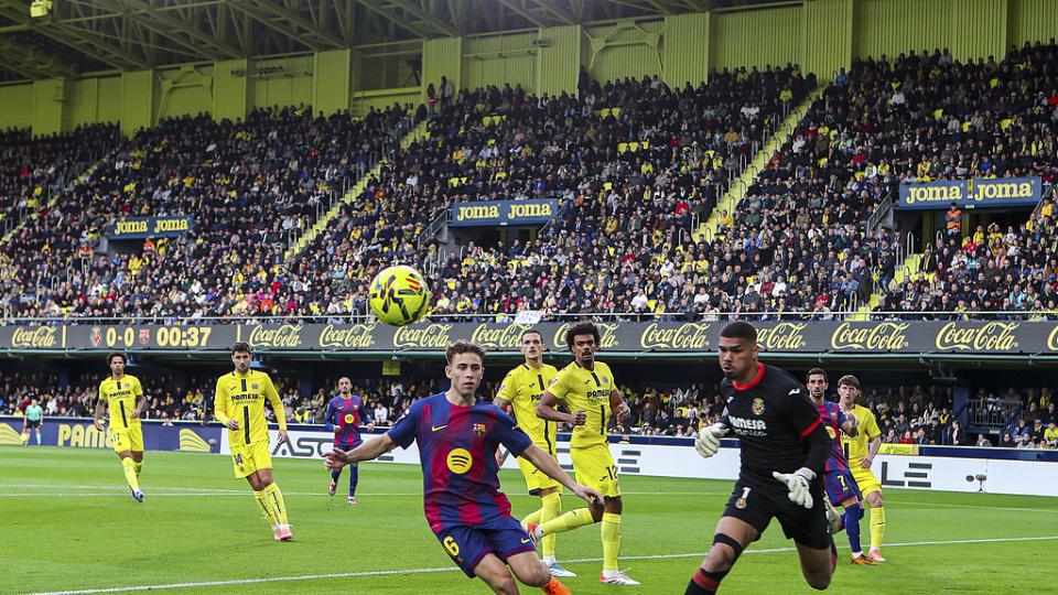 若费尔明去切尔西，19岁哈托来巴萨，谁赚了？算笔账！