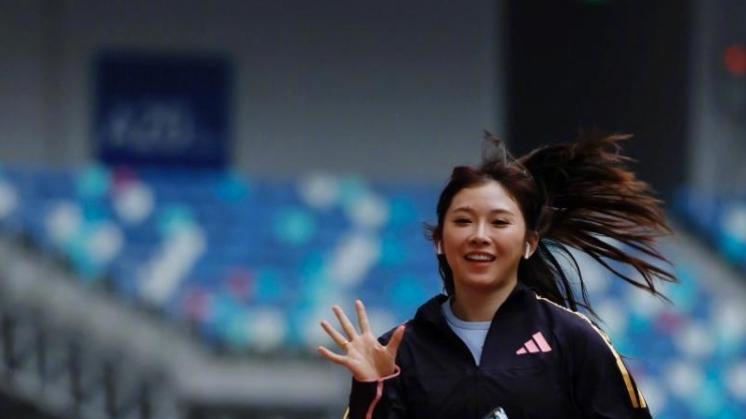 吴艳妮新纪录背后：她要拿回失去的全运金牌