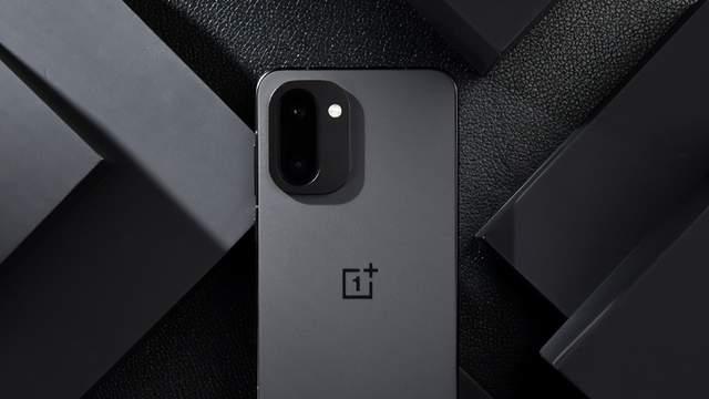 摆脱电量焦虑的日常：一加Ace 6T的续航实用体验