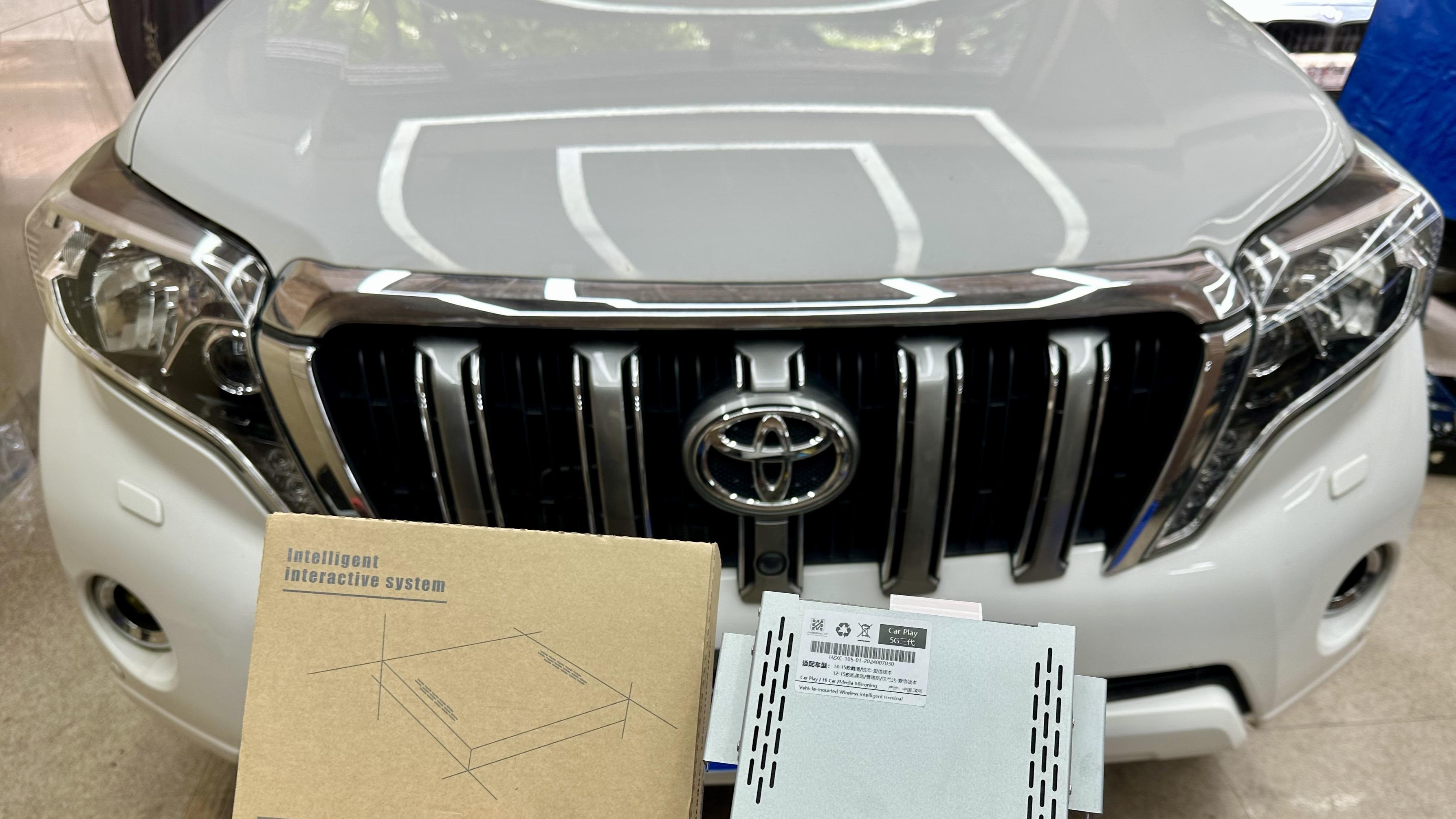 分享丰田霸道大能三层四门隔音+Carplay功能+专车专用补型箱