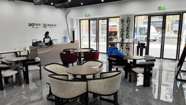 九龙坡神盘惊爆五折抛售！整个小区全部空置，开发商彻底慌了