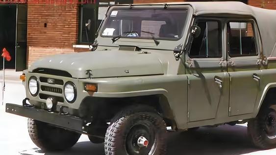 你知道 70 年代吉普 212 的辉煌往事吗？