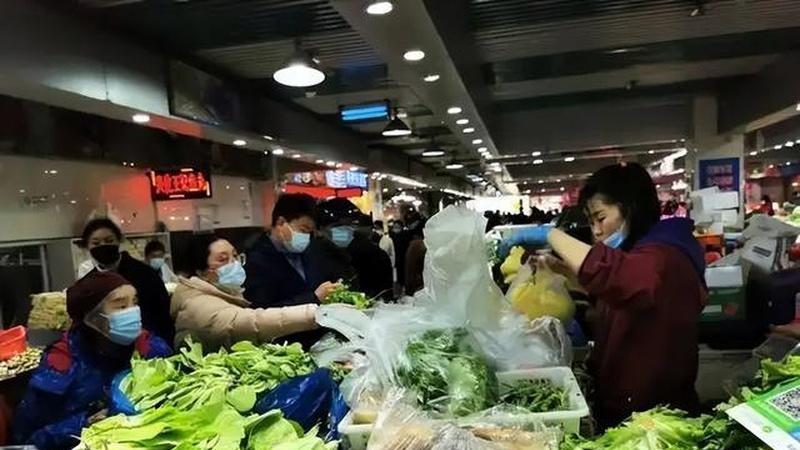 江苏农民菜市场售卖濒危植物，专家紧急介入，成功保护半斤珍贵资源