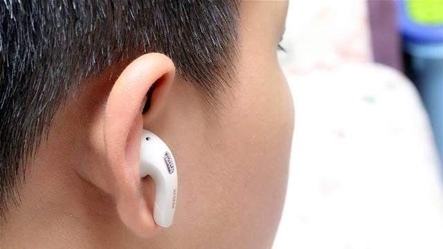 摒除打扰静心学习，西圣A1耳机 52dB深度降噪+蓝牙6.0 远超Airpods