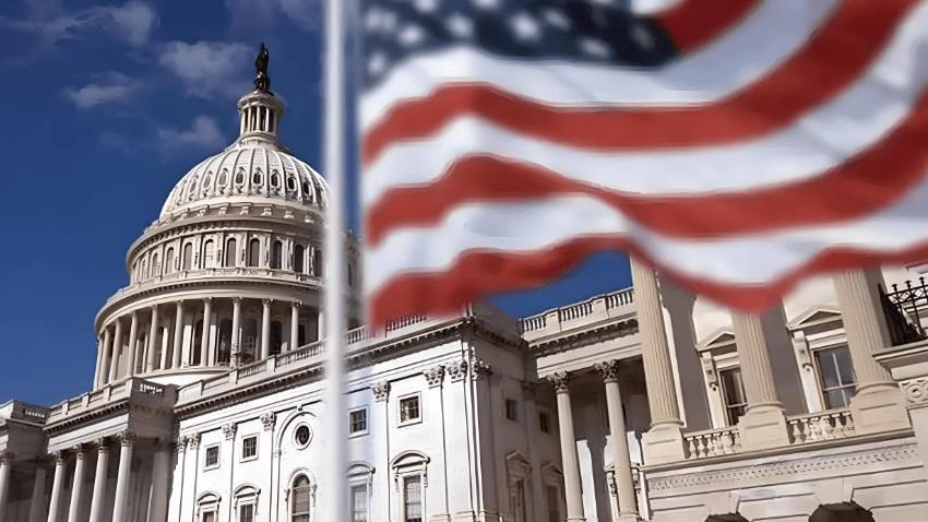 当特朗普飞机停在韩国，真正的战争为何在他处？