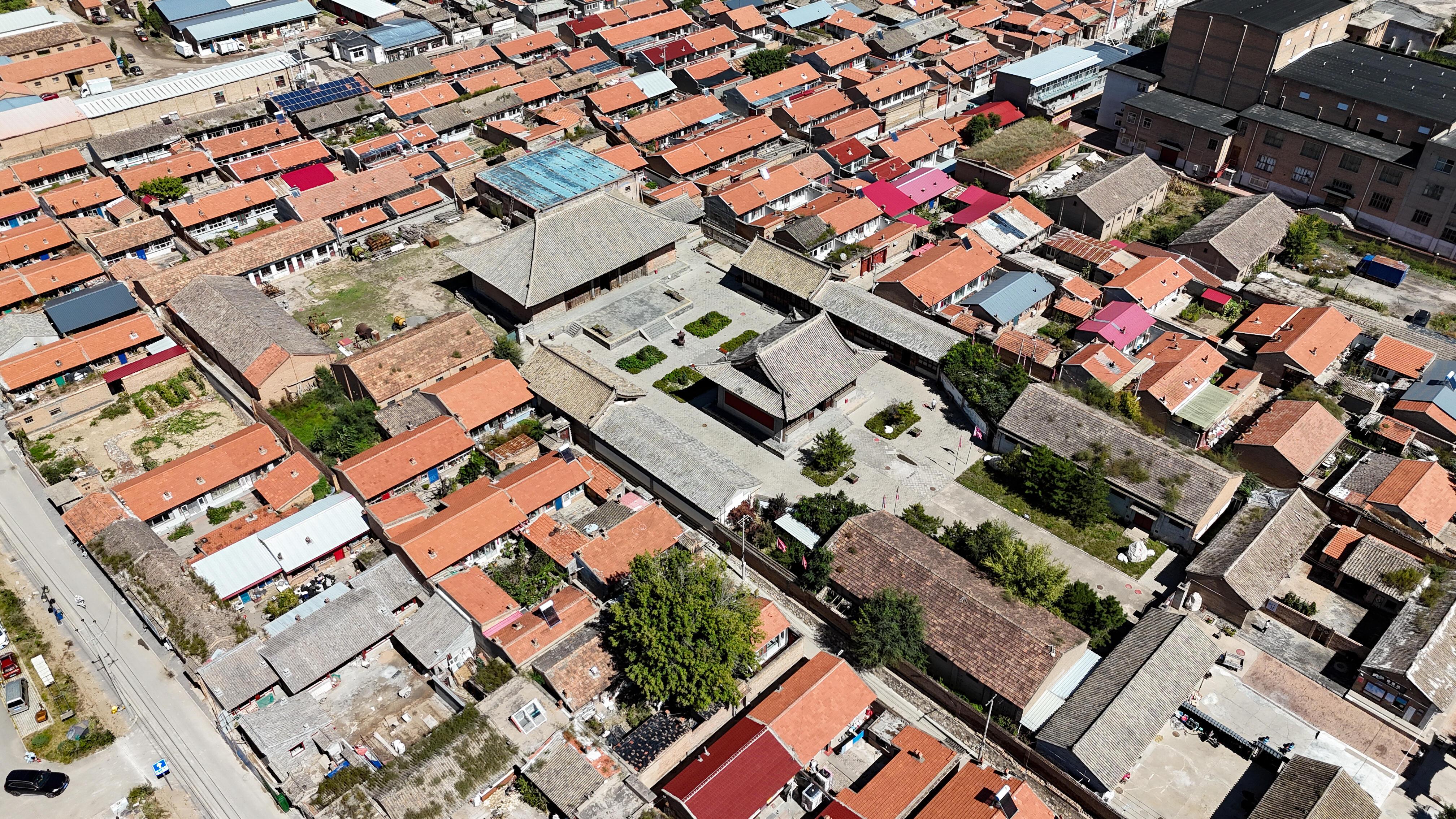 蔚州灵岩寺，一殿藻井藏兴衰，半壁斗拱照古今