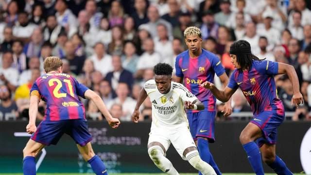 皇马赢球后的麻烦事儿还很多！阿隆索和小熊需要相逢一笑泯恩仇！