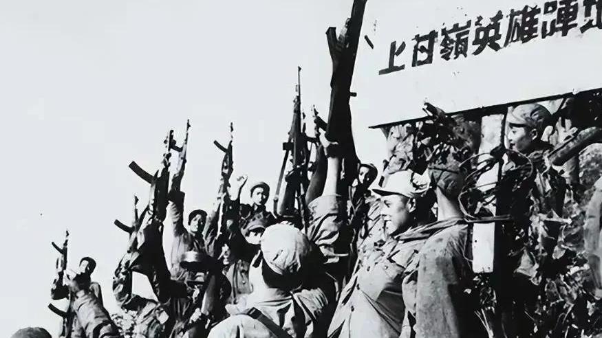 美国开始“抵御边境入侵”了，这个世界变化真快