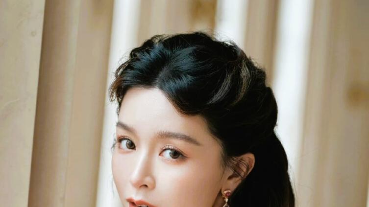 文咏珊儿子人生开挂！父母强强联合，起点超常人