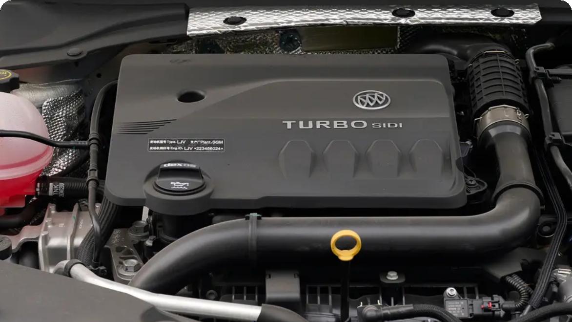 跌至8.3万！动力比肩大众2.0T，加速7秒级，这2台车，十年不用换