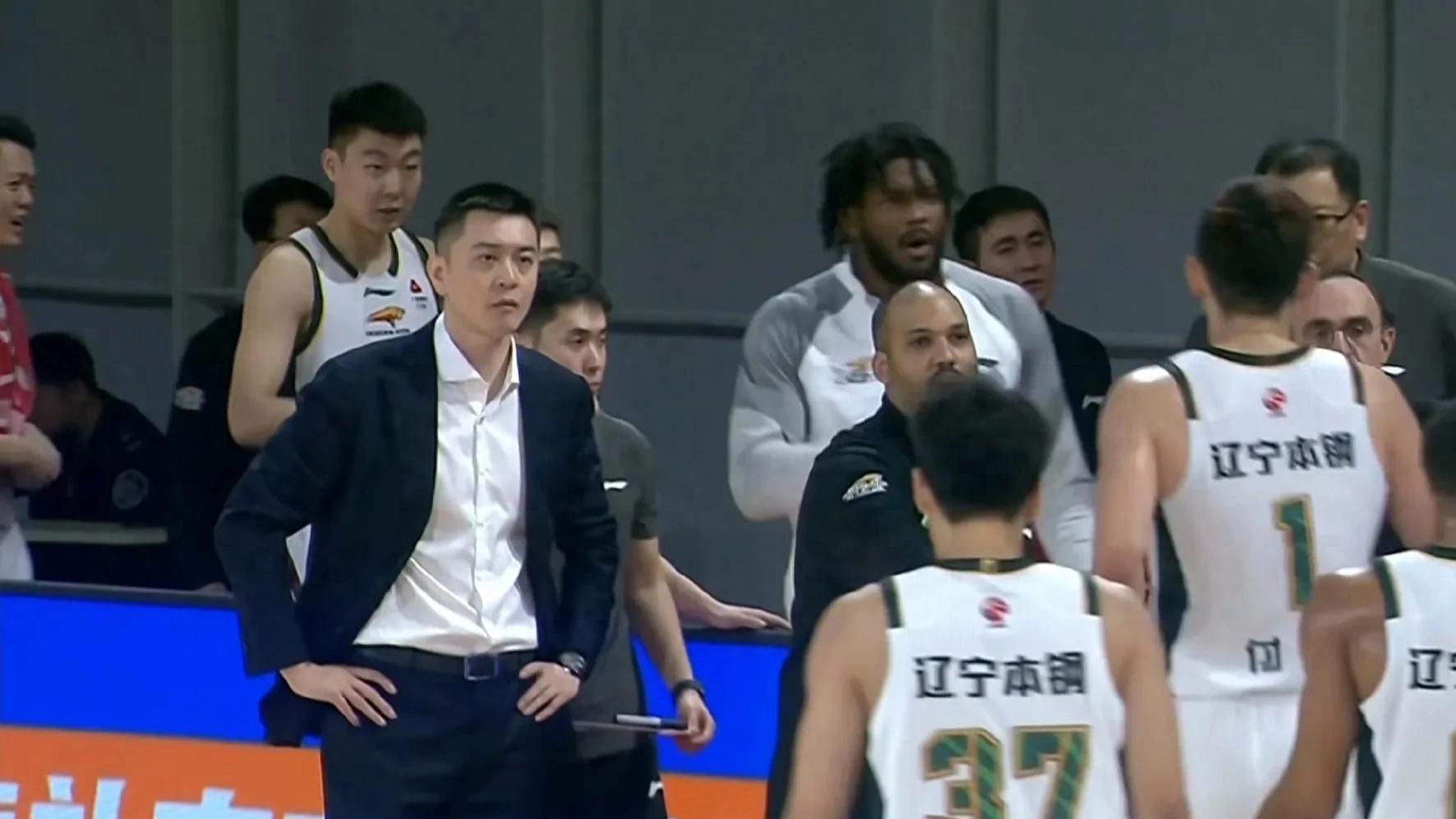 拒绝四连败！杨鸣表态全力以赴，威尔斯复出，辽宁主场还没输过！