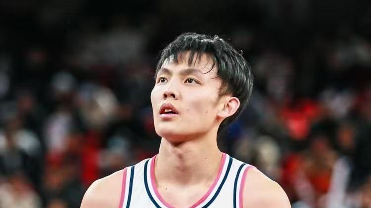 广东男篮力克吉林豪取四连胜 伯克30+高能表现