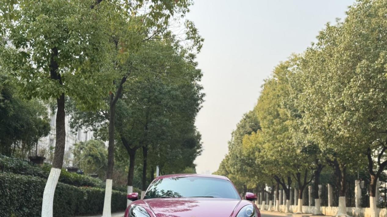 2020款保时捷718Boxster，圆你敞篷梦，37.9万值不值？