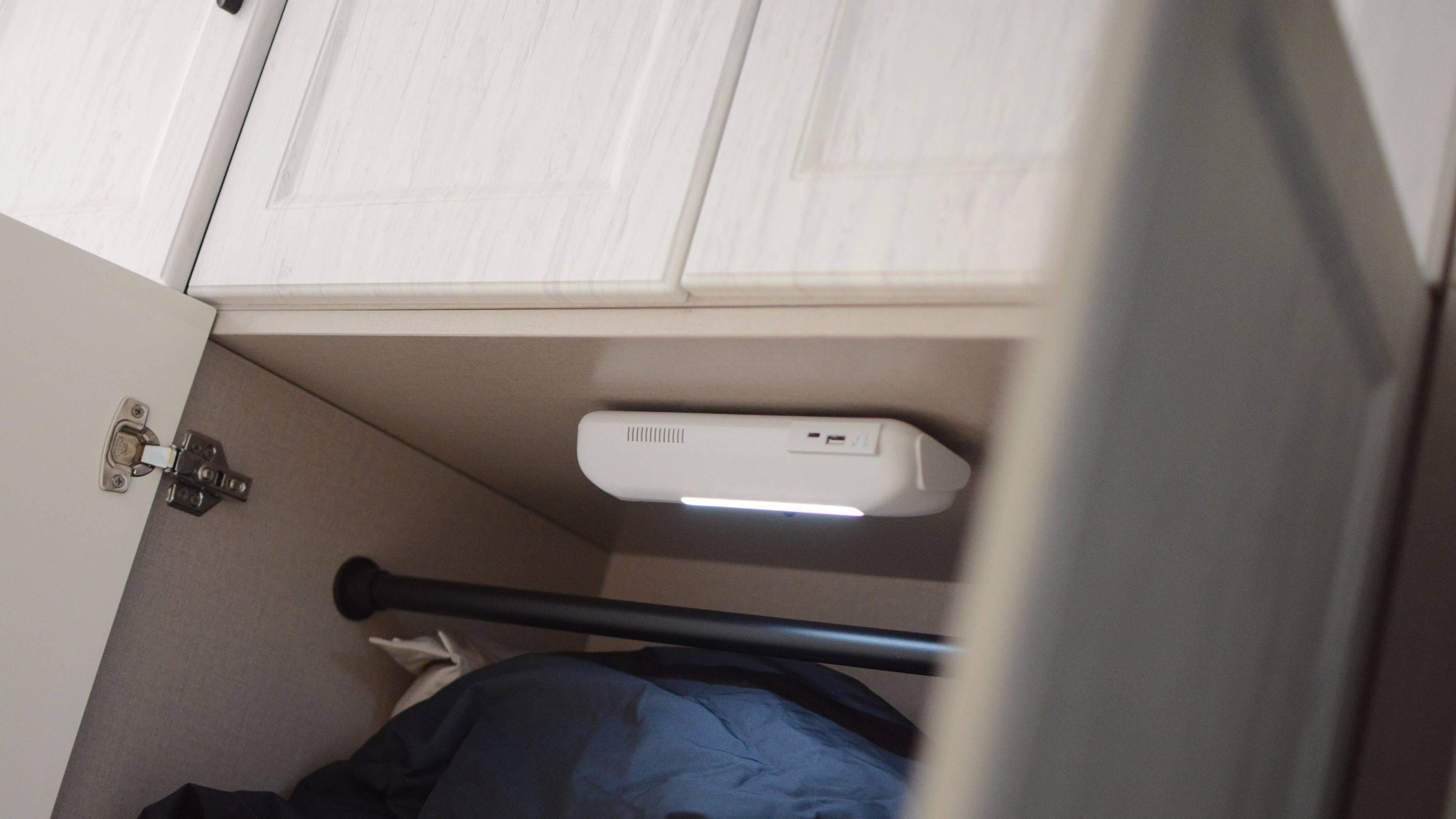 杜绝衣柜霉菌异味，仅需这一个神器！浦尔乐衣物除菌护理机评测