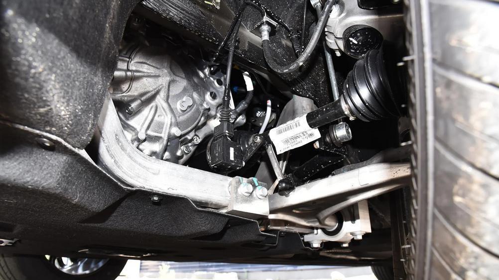 长安启源A07真是18万的优选吗？红旗H5：同样的价格，品牌也重要