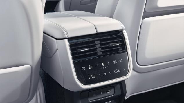 2026款领克09四驱探索版限时价19.88万，堪称实用与驾趣的平衡之作！