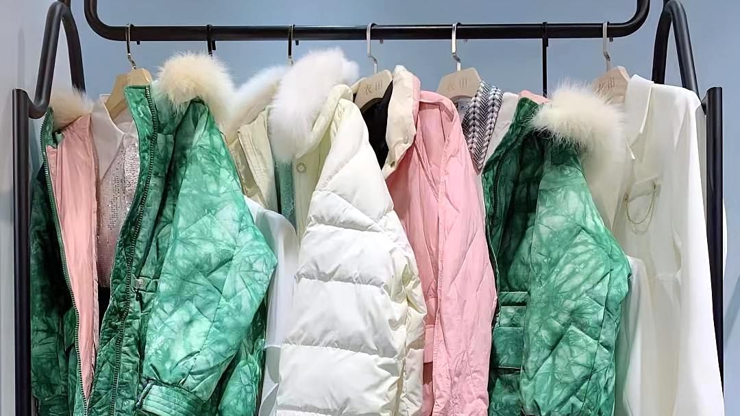 拯救你的昂贵羽绒服！公认好用的干洗剂推荐，不伤面料不留印