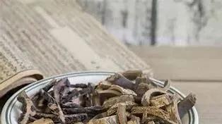 从疼痛深渊到自由生活：中药如何拯救腰突压迫神经患者