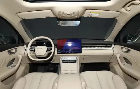 荣威M7 DMH上市，8万多起步！混动家轿选它行不行？