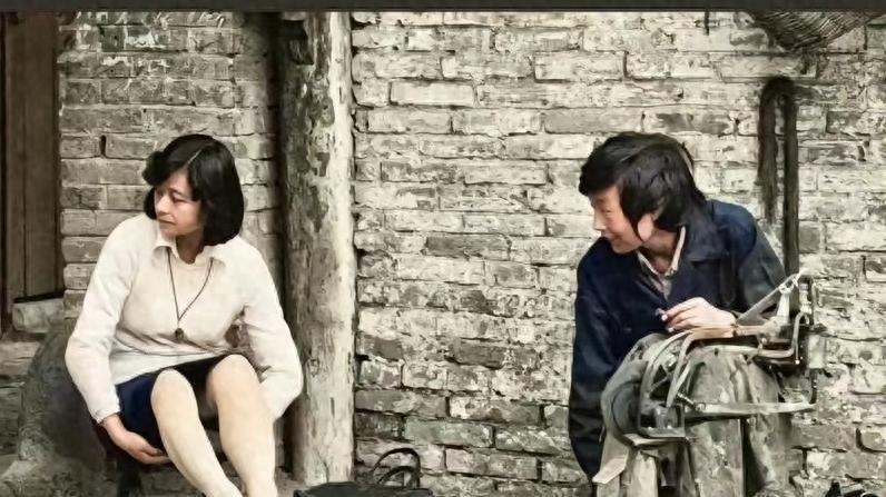 十年前的表白惊吓，如今她为何找媒人？