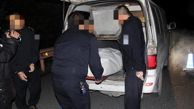 02年男大学生被灌醉，惨遭4个男人侵犯，半年内连杀6人，残忍至极