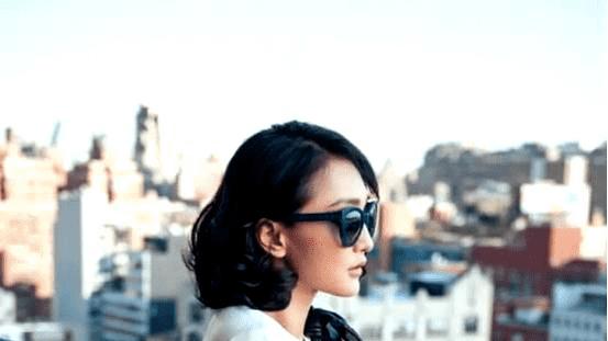 万万没想到，50岁“丁克”了一辈子的周迅，而今成人生赢家