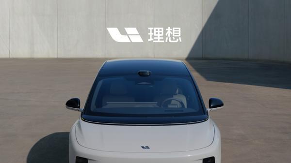 理想i6谍照曝光，颜值超越i8引期待，或于10月正式发布