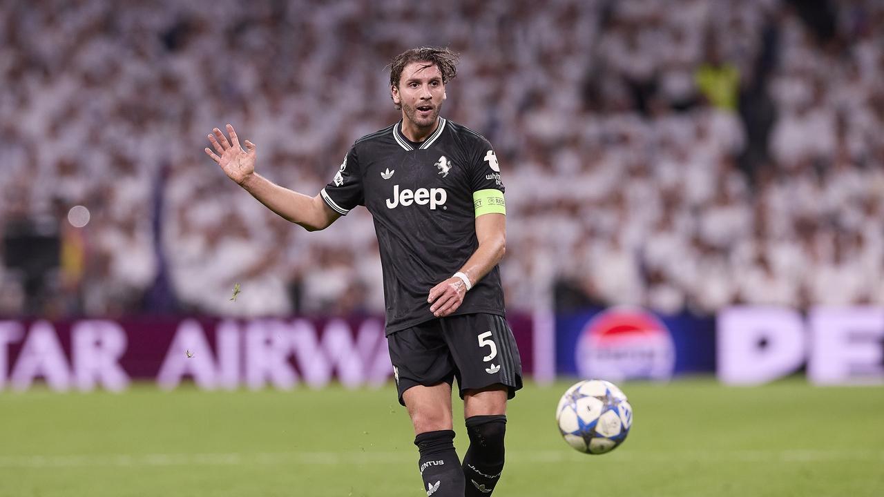 尤文图斯客场0比1输皇马，场面完全被压制，迪格多次神扑，图多尔下课进入倒计时