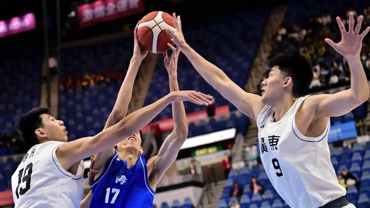 U18夺金，广东篮球完成大满贯！杨溢轰17+11+5，王浩然砍34分