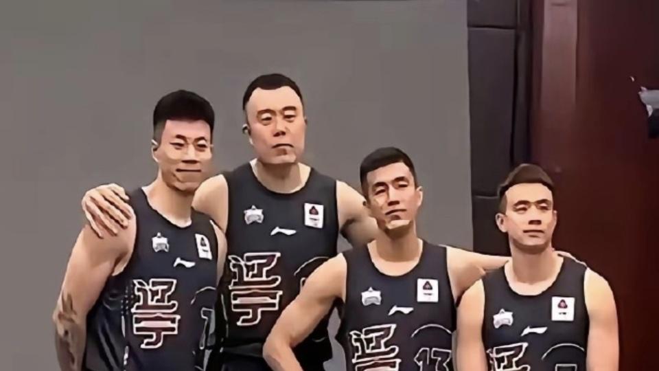 张镇麟接受央视采访，主动提及主帅杨鸣，辽迷终于释然了！