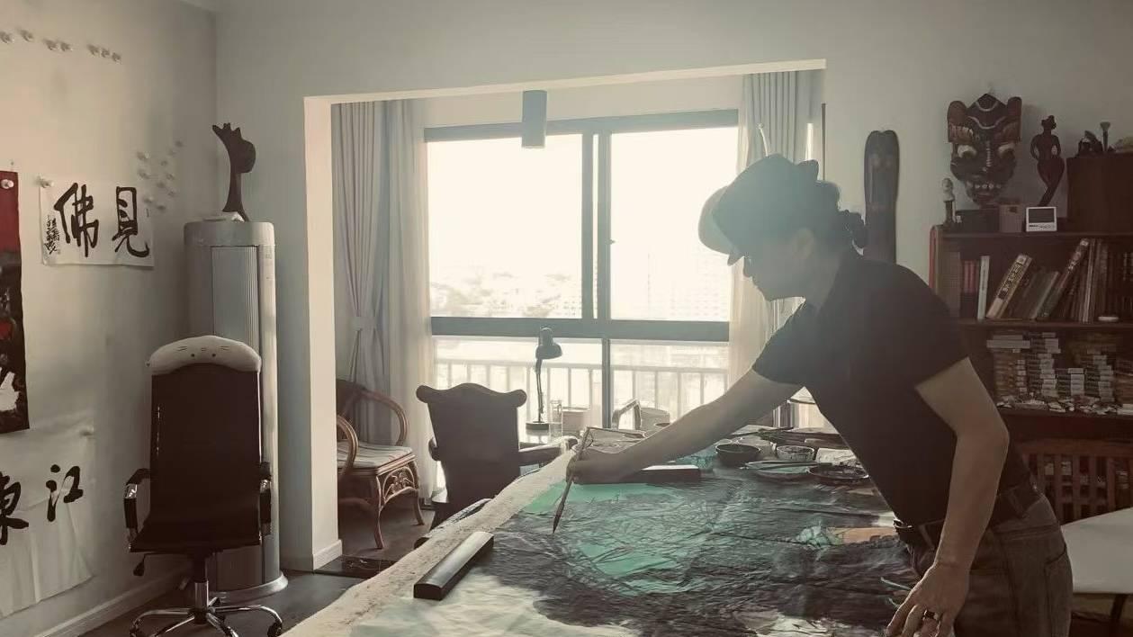 隐入雨林——艺术家李鼎成再赴西双版纳工作室创作写生