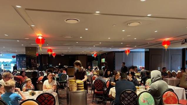 悉尼八乐居年夜饭吃出问题，调查无果后重开业，华人质疑声未平