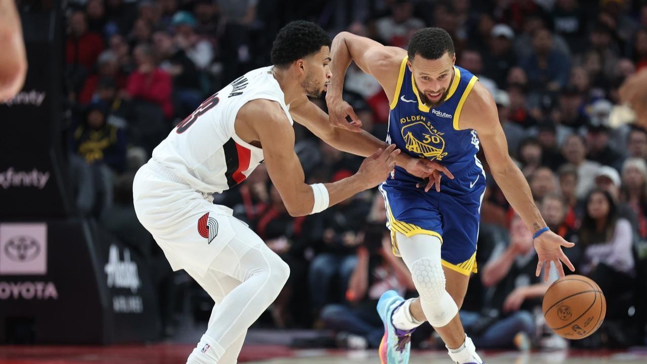 库里获UNC（老了）新头衔，同时称赞年轻核心在比赛中的关键作用