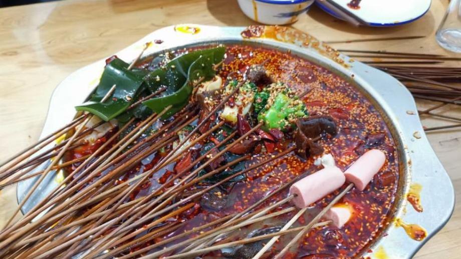 避开网红店，乐山这几家小店更值得品尝。