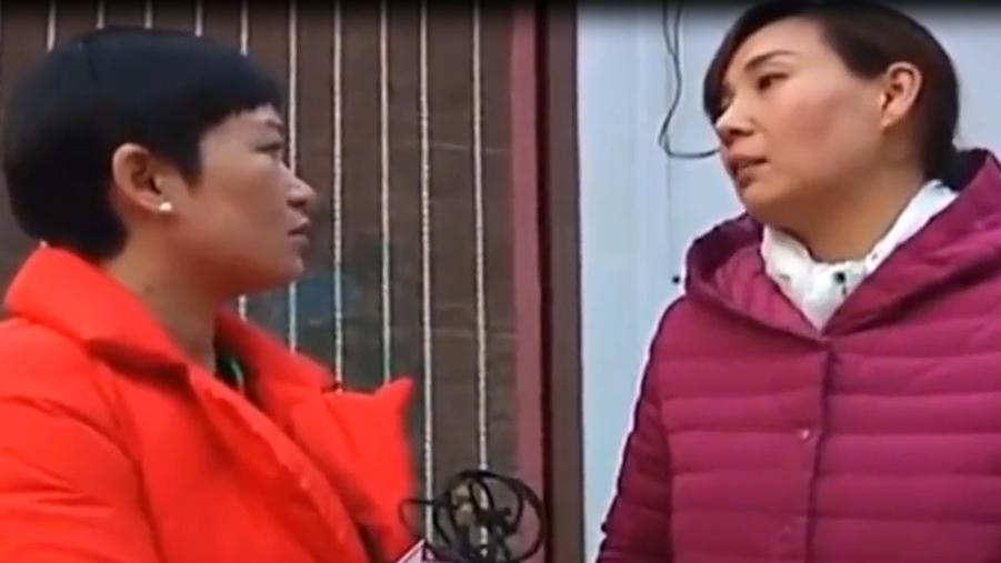 95岁老母重病在床，儿子却终日不归不管不顾，真相令记者崩溃大哭