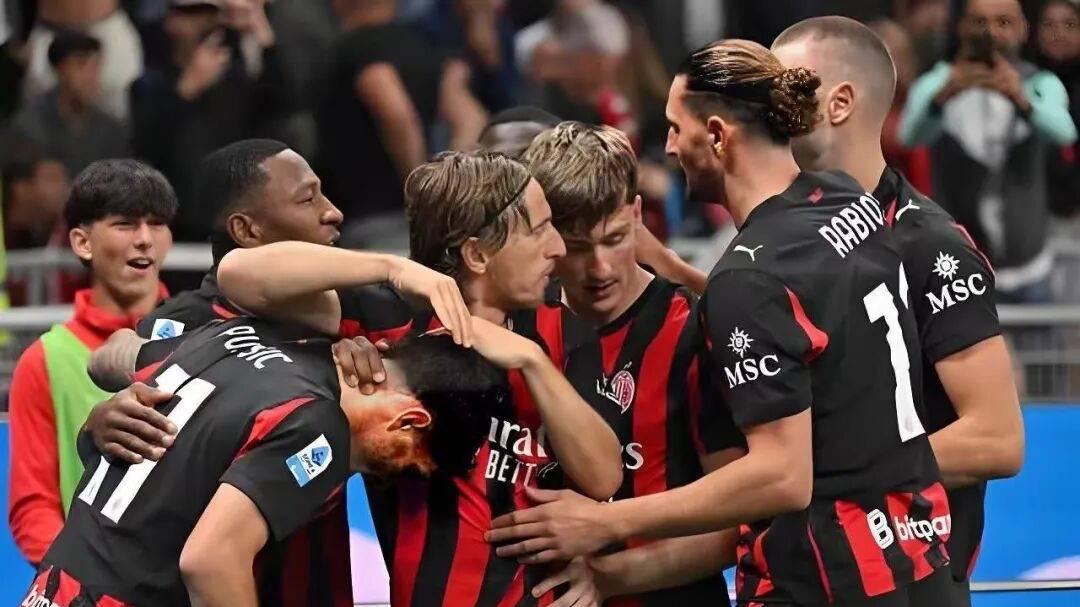 周一05英超狼队VS曼联。狼窝捉“魔”记：垫底狼崽要啃红魔骨头？